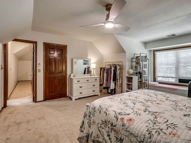4200 Rustic Road, Sand Springs, OK 74063