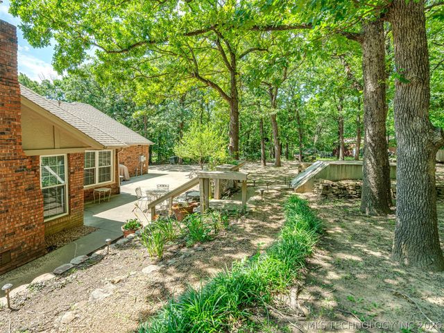4200 Rustic Road, Sand Springs, OK 74063