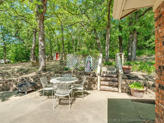 4200 Rustic Road, Sand Springs, OK 74063