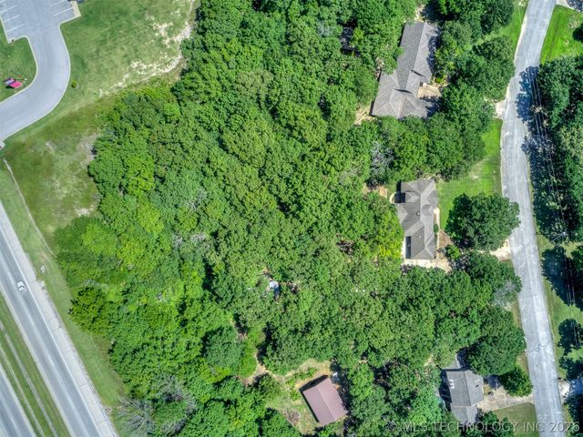 4200 Rustic Road, Sand Springs, OK 74063