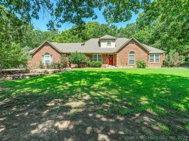 4200 Rustic Road, Sand Springs, OK 74063