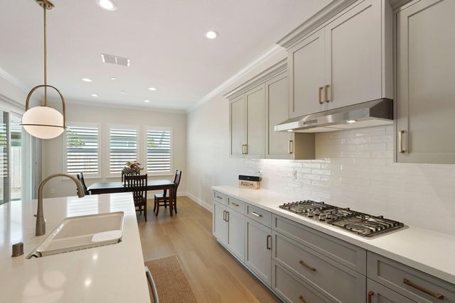 2945 Coronado Dr, Lodi, CA 95242