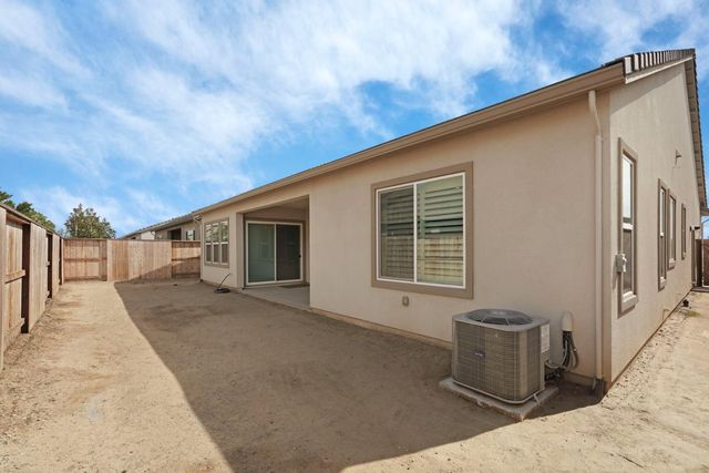 2945 Coronado Dr, Lodi, CA 95242