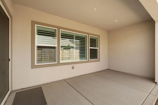 2945 Coronado Dr, Lodi, CA 95242