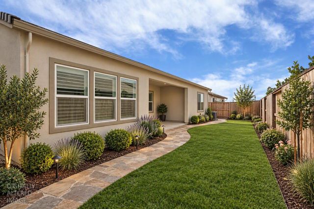 2945 Coronado Dr, Lodi, CA 95242