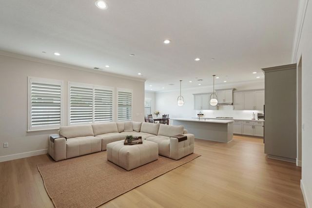 2945 Coronado Dr, Lodi, CA 95242