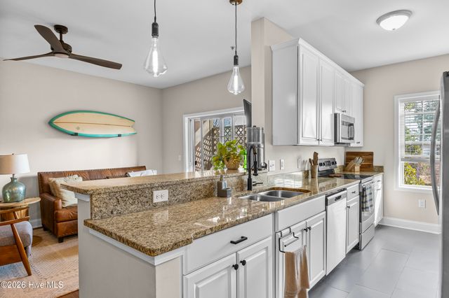 123 Covil Avenue Unit 302, Wilmington, NC 28403