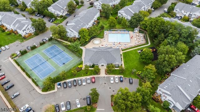 4 Lee Lee Ln, Old Bridge Twp., NJ 08879