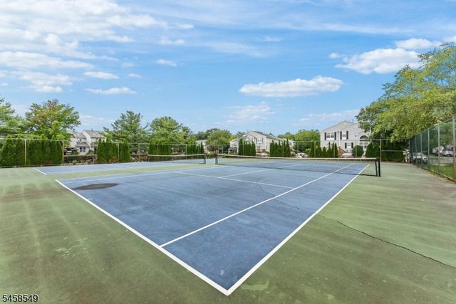 4 Lee Lee Ln, Old Bridge Twp., NJ 08879
