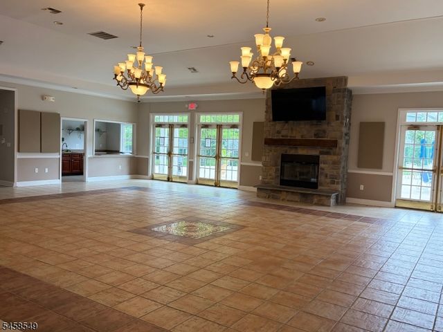 4 Lee Lee Ln, Old Bridge Twp., NJ 08879
