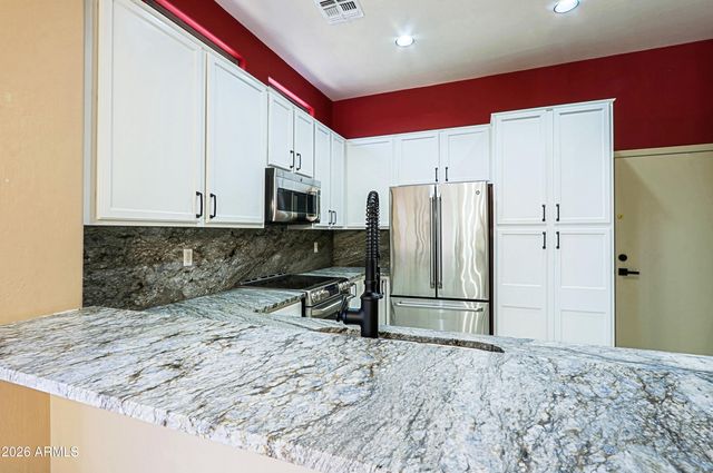 9573 E CHUCKWAGON Lane, Scottsdale, AZ 85262