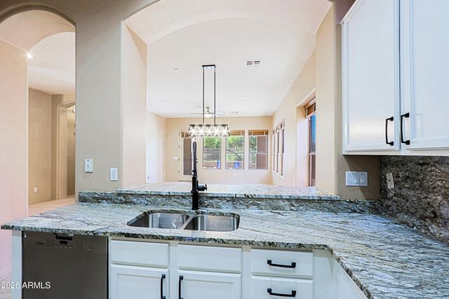 9573 E CHUCKWAGON Lane, Scottsdale, AZ 85262