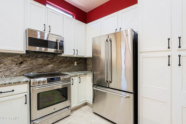 9573 E CHUCKWAGON Lane, Scottsdale, AZ 85262