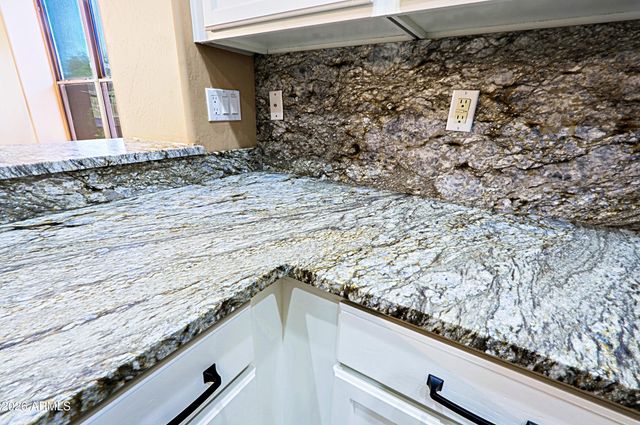 9573 E CHUCKWAGON Lane, Scottsdale, AZ 85262