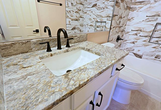 9573 E CHUCKWAGON Lane, Scottsdale, AZ 85262