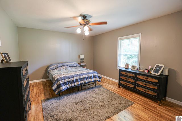 331 Atlanta Ave, Paducah, KY 42003