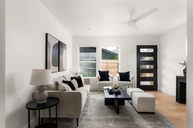 4902 Blueberry TRL 1, Austin, TX 78723