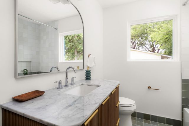 4902 Blueberry TRL 1, Austin, TX 78723