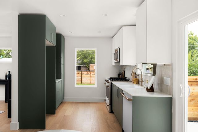 4902 Blueberry TRL 1, Austin, TX 78723