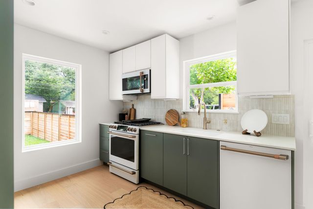 4902 Blueberry TRL 1, Austin, TX 78723