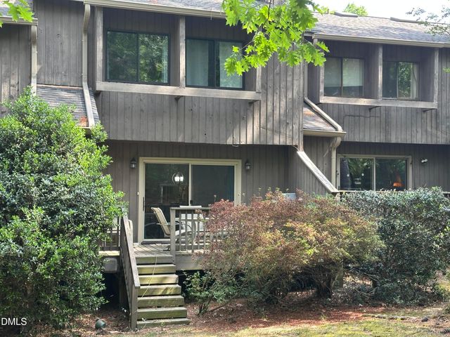 73 Fernwood Lane, Chapel Hill, NC 27516