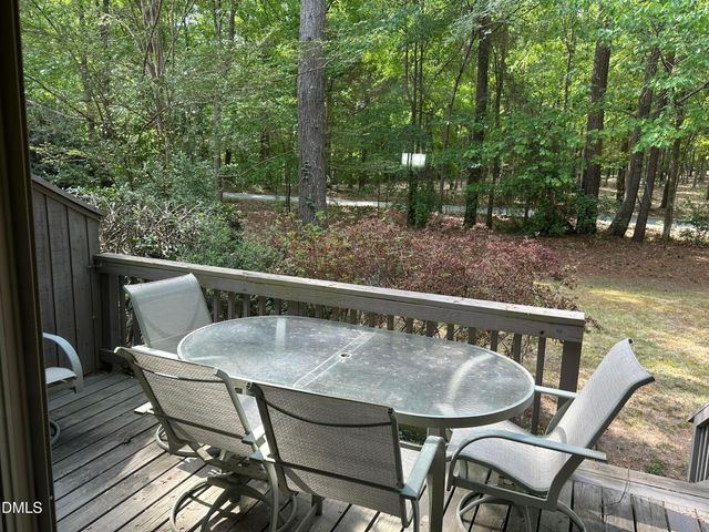 73 Fernwood Lane, Chapel Hill, NC 27516