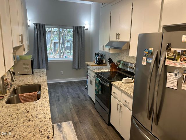 73 Fernwood Lane, Chapel Hill, NC 27516