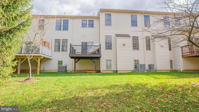 108 BAREFIELD LN, Conshohocken, PA 19428
