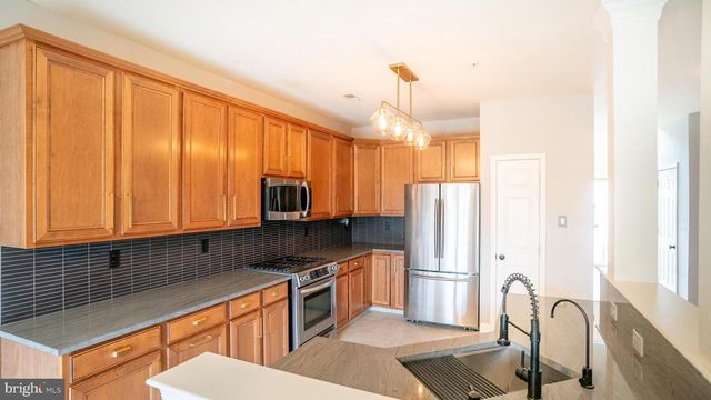 108 BAREFIELD LN, Conshohocken, PA 19428