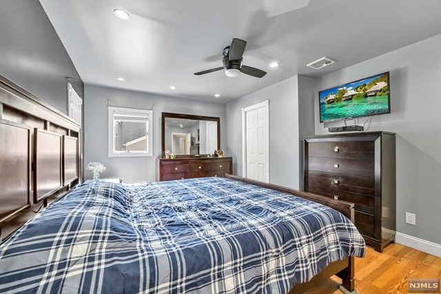 4-12 28th Street, Fair Lawn, NJ 07410
