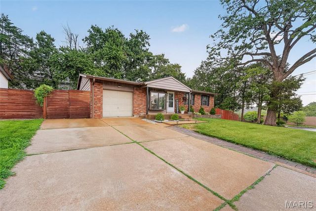 347 Lillian Avenue, St Louis, MO 63122
