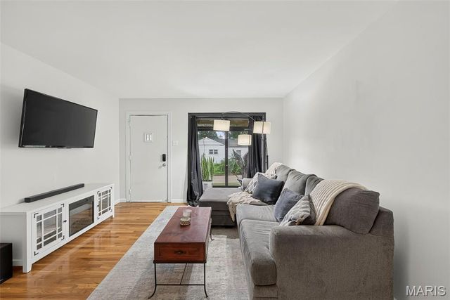 347 Lillian Avenue, St Louis, MO 63122