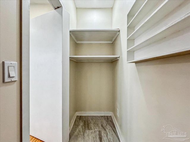 1618 E Lee St, Pensacola, FL 32503