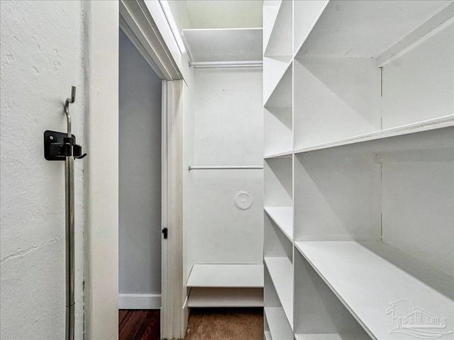 1618 E Lee St, Pensacola, FL 32503