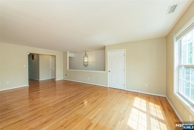 38 Chanda Court D038, Clifton, NJ 07012
