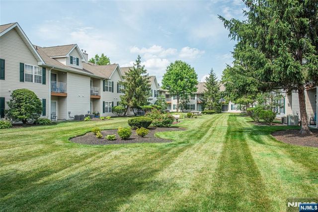 38 Chanda Court D038, Clifton, NJ 07012