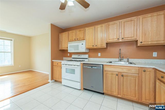 38 Chanda Court D038, Clifton, NJ 07012