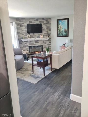 5094 Via Manos A, Oceanside, CA 92057