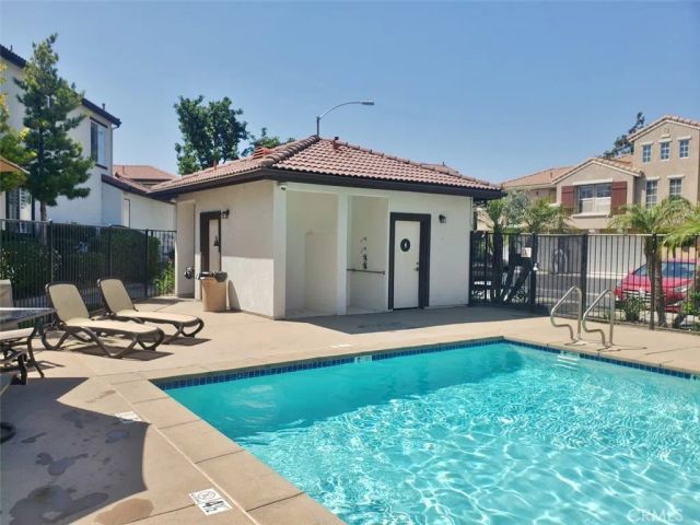 5094 Via Manos A, Oceanside, CA 92057