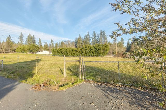 3990 Jerome Prairie Road, Grants Pass, OR 97527