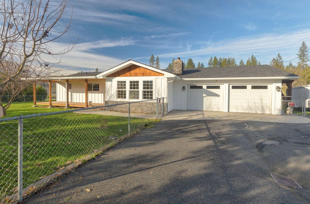 3990 Jerome Prairie Road, Grants Pass, OR 97527