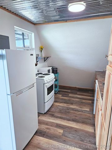 421375 E 1150 Road, Eufaula, OK 74432