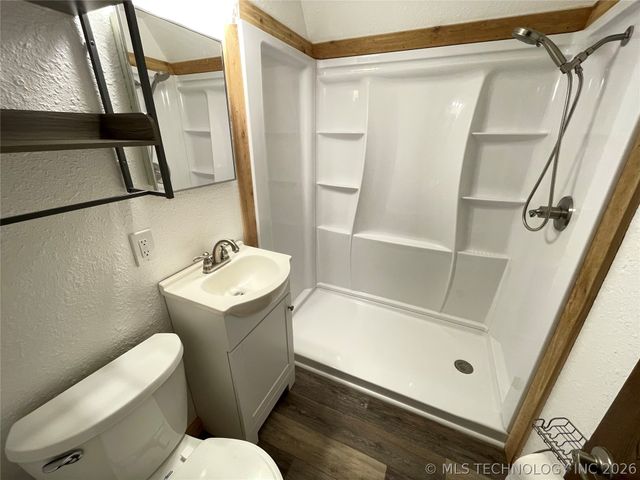 421375 E 1150 Road, Eufaula, OK 74432