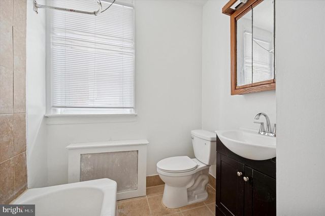 5753 HUNTER ST, Philadelphia, PA 19131