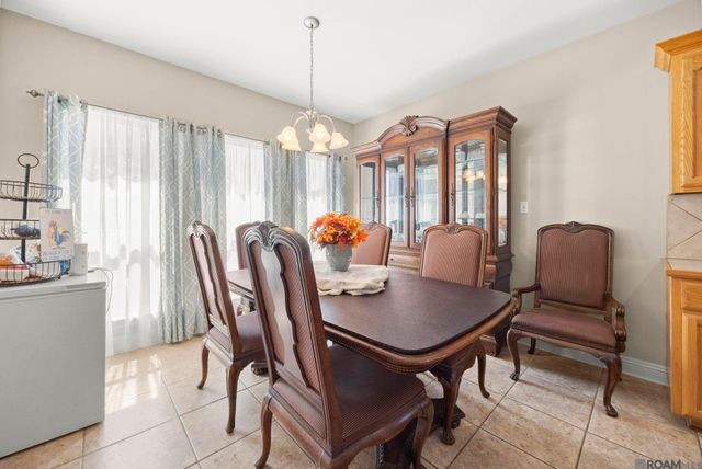 12540 Fawnwood Drive, Walker, LA 70785