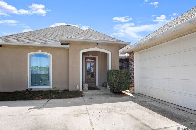 12540 Fawnwood Drive, Walker, LA 70785