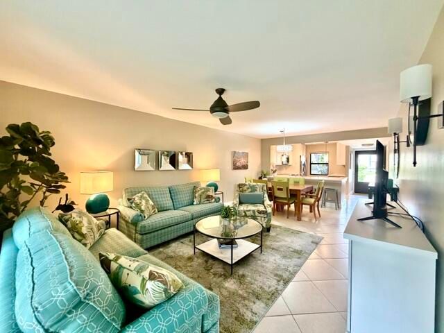 22148 Palms Way 101, Boca Raton, FL 33433