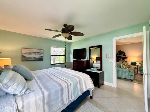 22148 Palms Way 101, Boca Raton, FL 33433