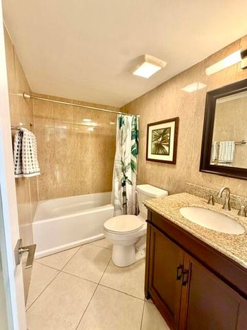 22148 Palms Way 101, Boca Raton, FL 33433