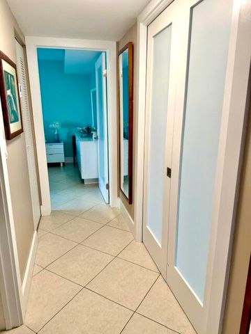 22148 Palms Way 101, Boca Raton, FL 33433